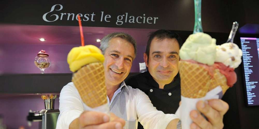 twos ice-cream artisans at ernest in la rochelle