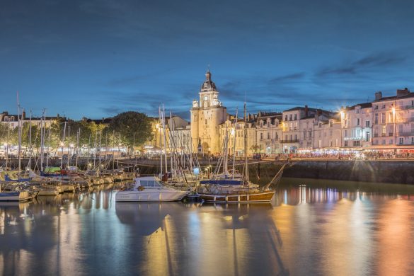 a view of la rochelle by nights