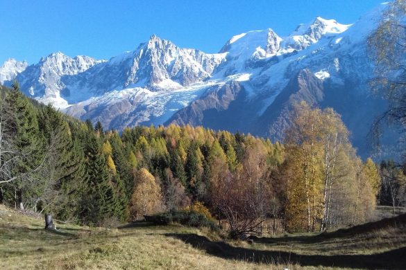 landscapes while hiking in chamonix