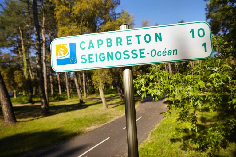 the velodyssee cycling sign