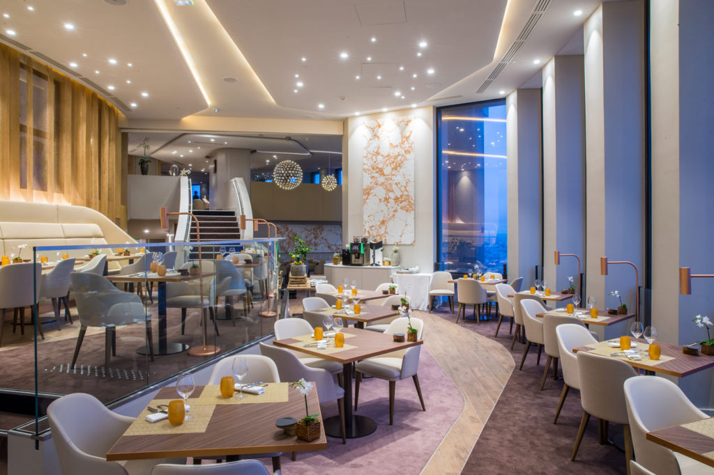 celest restaurant romantic getaway in Lyon