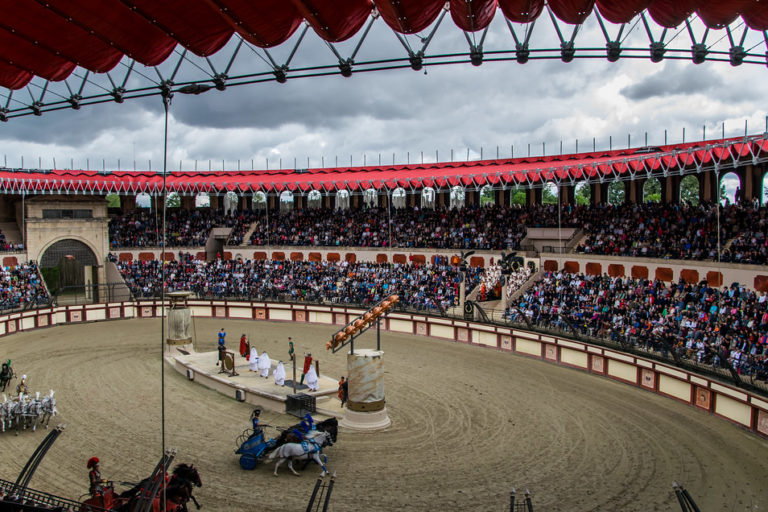 Discover the Puy du Fou