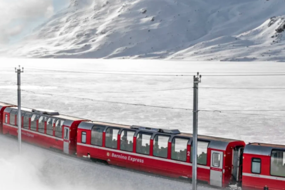 Train that crosses the mountains