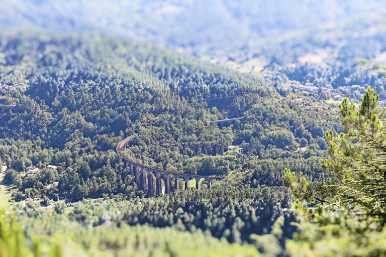 wonderful-landscape-of-cevennes