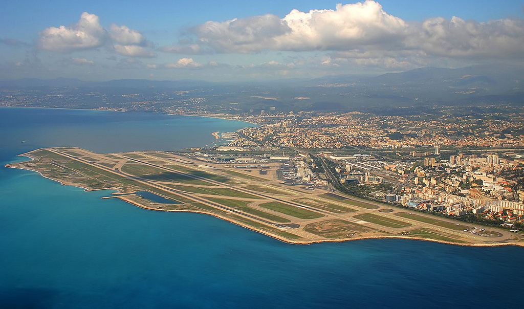 the-airport-of-nice