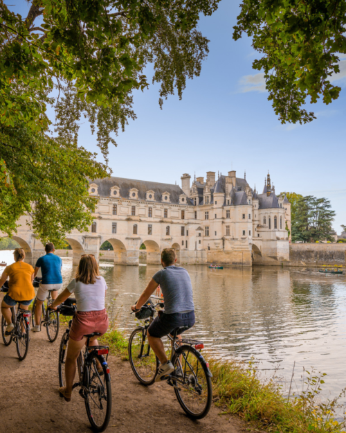 cycling in spring Loire Valley castles route