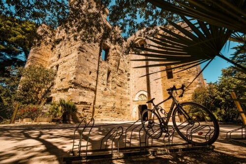 Cycling holiday in France through medieval villages in Dordogne
